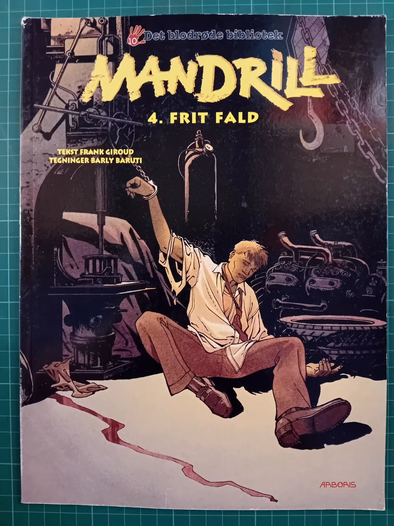 Mandrill 4 (Dansk)