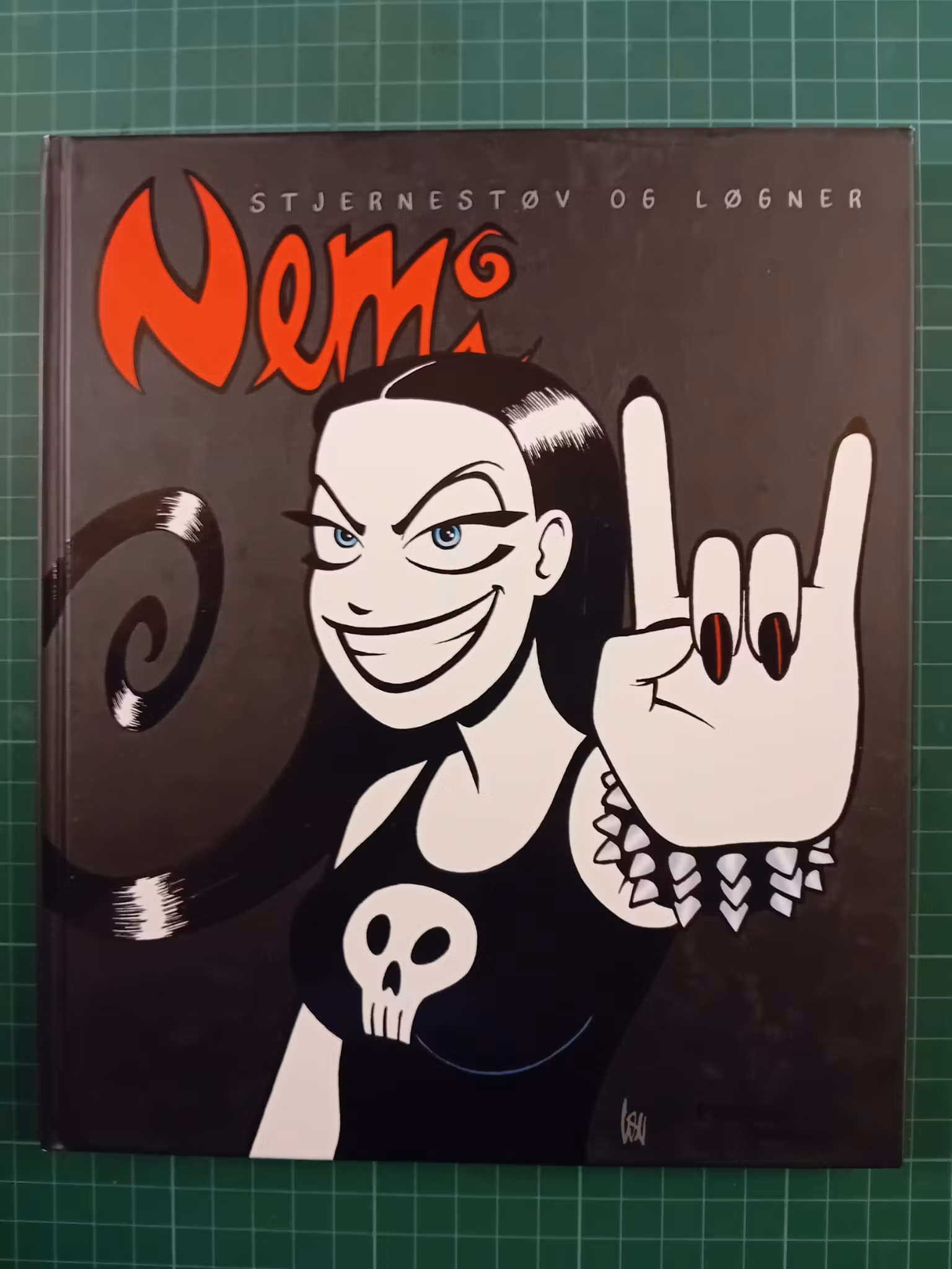 Nemi bok 02 Stjernestøv og løgner