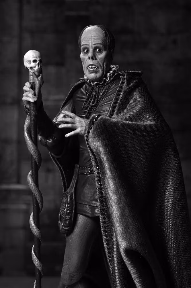 Phantom of the Opera (1925) Ultimate Action Figure Masque of the Red Death (B&W) 18 cm (Totalpris 549,-)