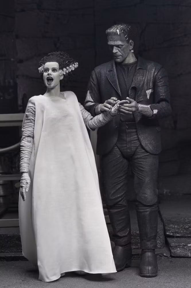 Universal Monsters 2-Pack Action Figure Bride of Frankenstein 90th Anniversary The Monster & His Mate (B&W) 18 cm (Totalpris 1059,-)