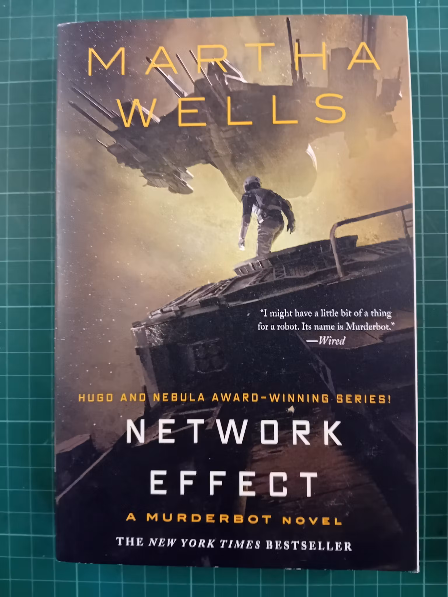 Martha Wells : Network Effect