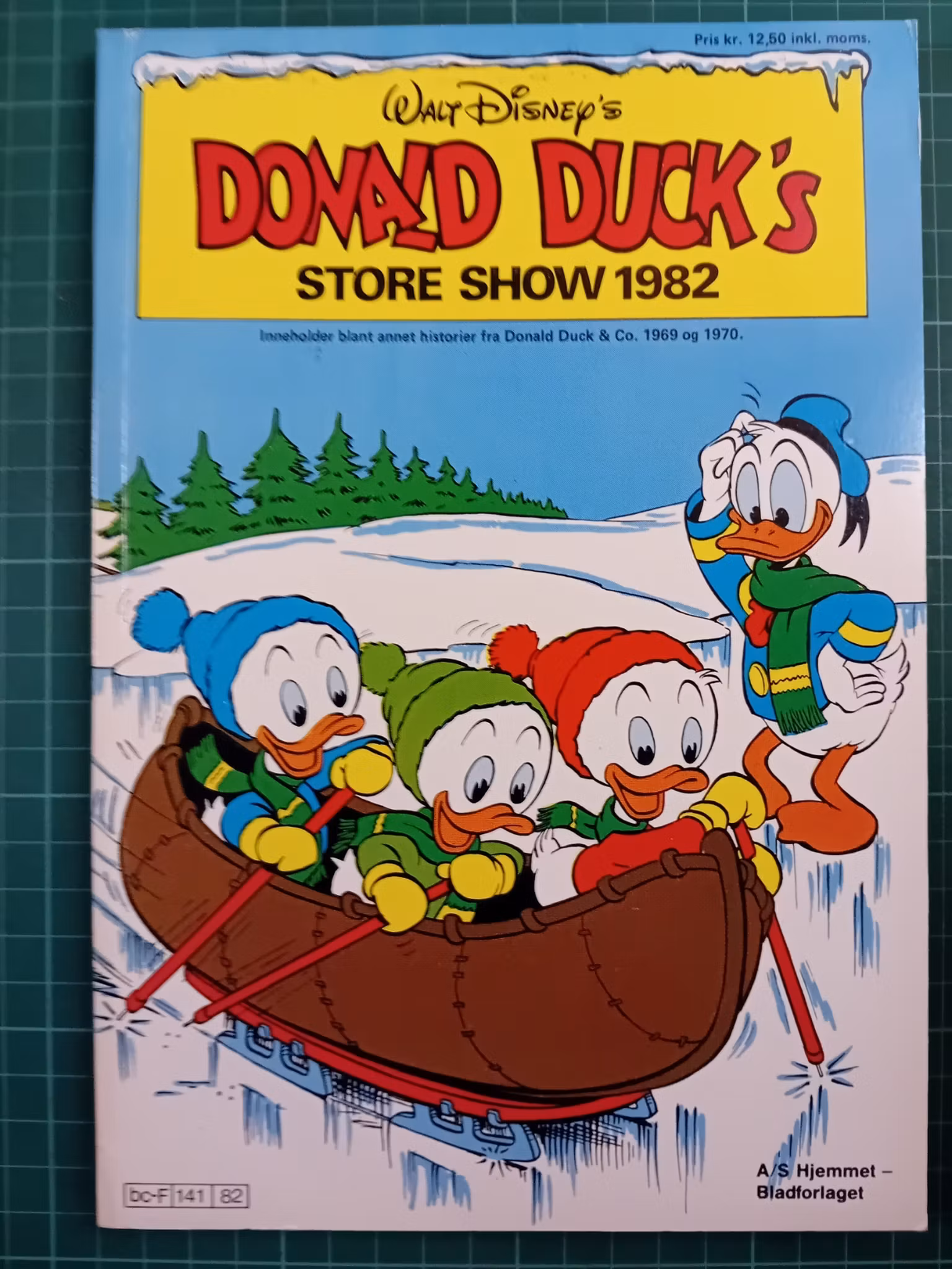 Donald Ducks 1982 Store show