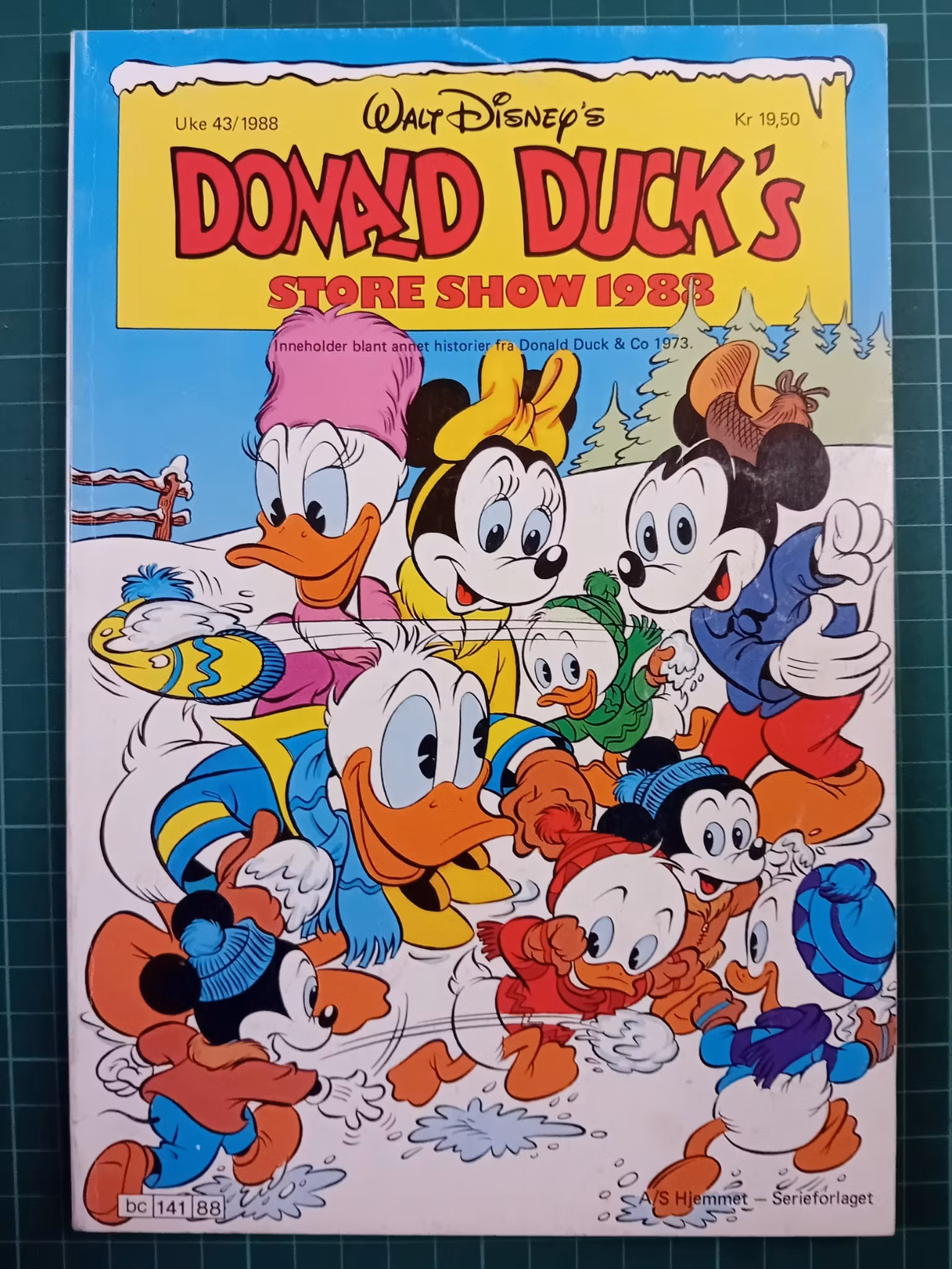 Donald Ducks 1988 Store show