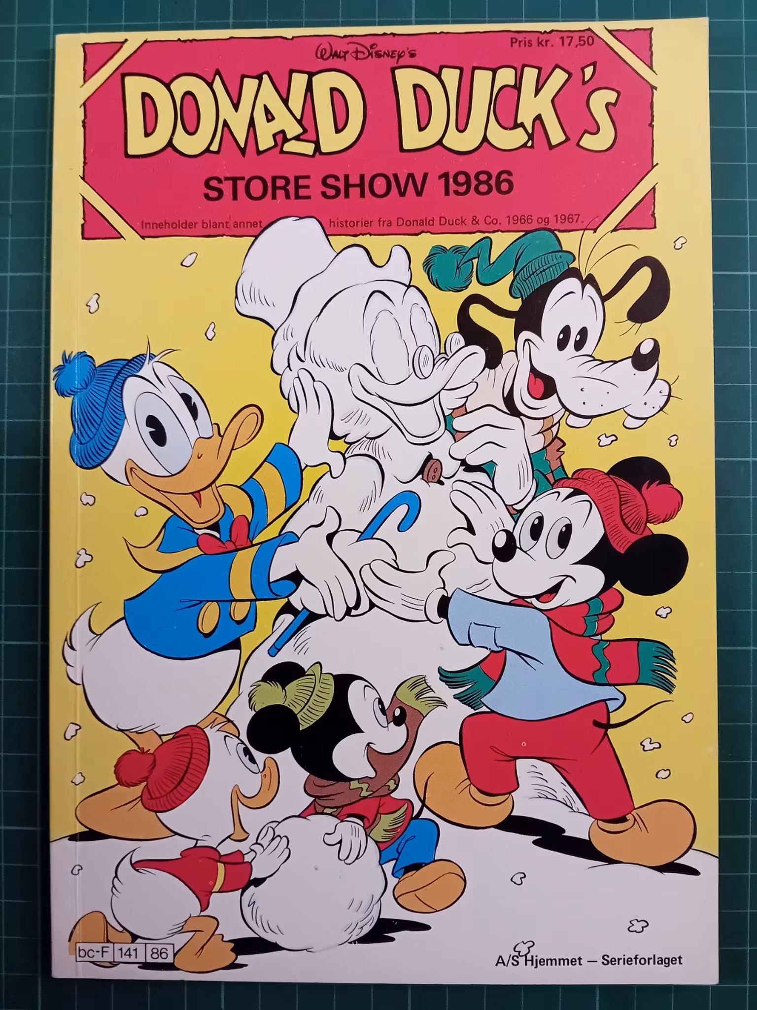Donald Ducks 1986 Store show