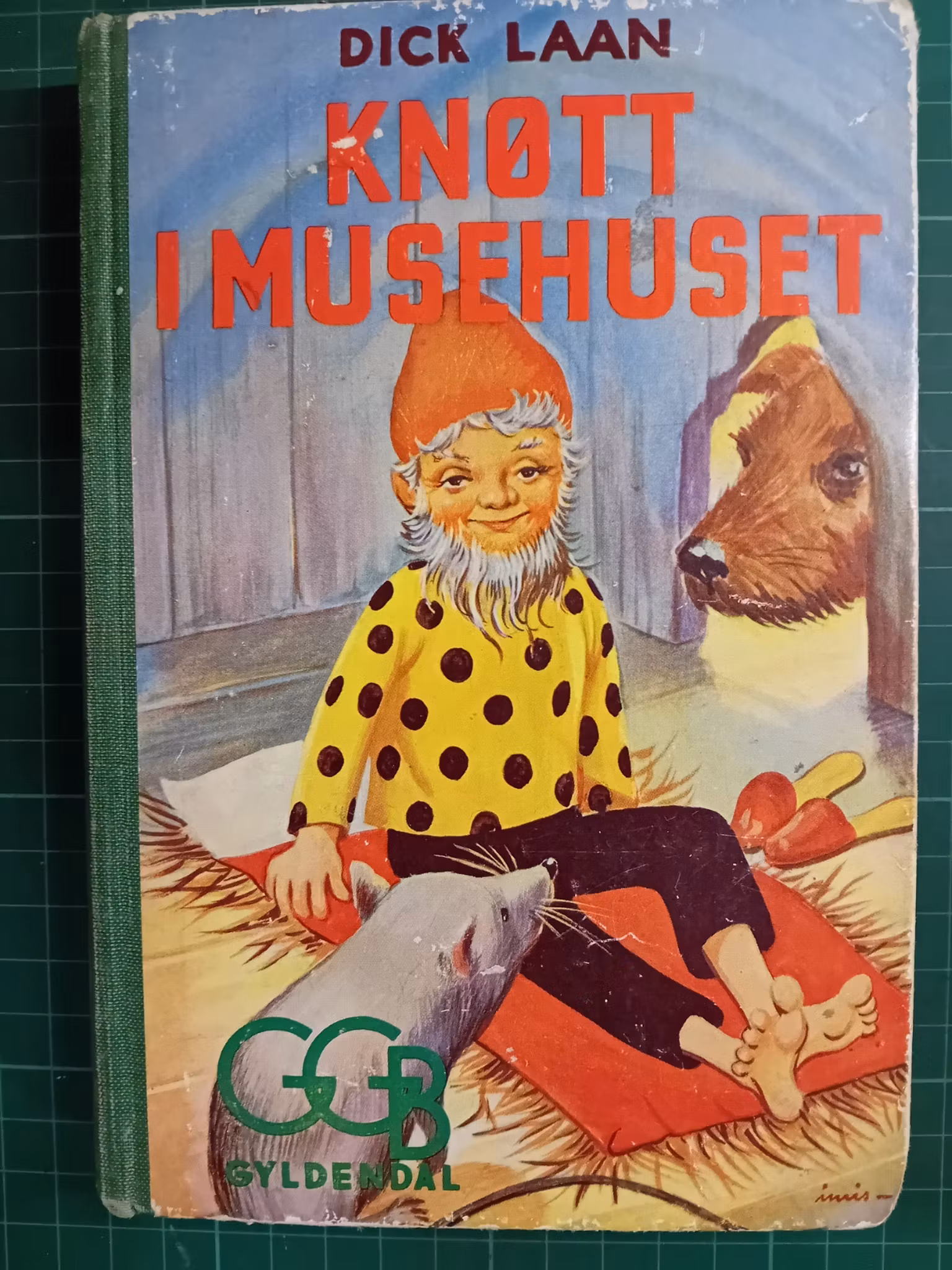 Knøtt i musehuset (GGB)