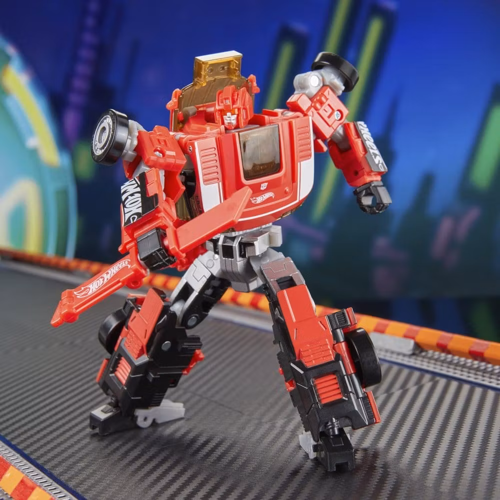 Transformers x Hot Wheels Collaborative Deluxe Class Action Figure GT-Scorcher 13 cm (Totalpris 449,-)