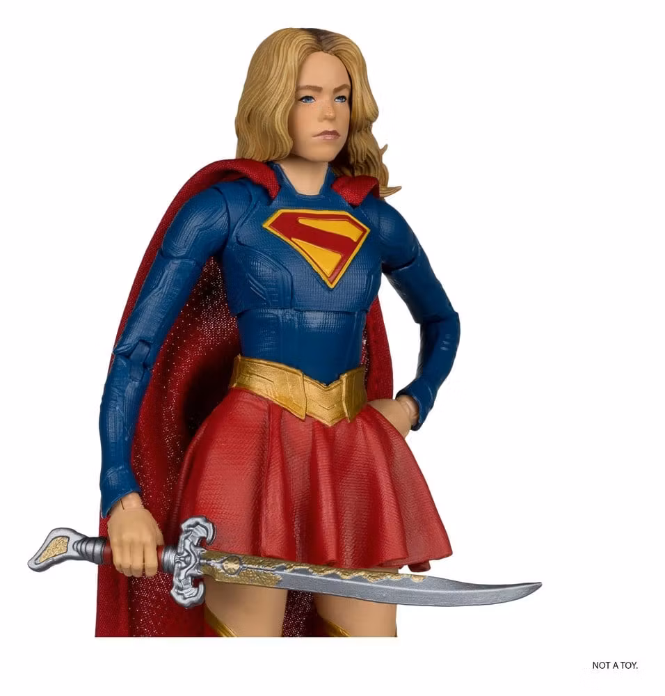 Supergirl (2026) DC Theatrical Deluxe Edition Action Figure Supergirl & Baby Krypto 17 cm (Totalpris 449,-)