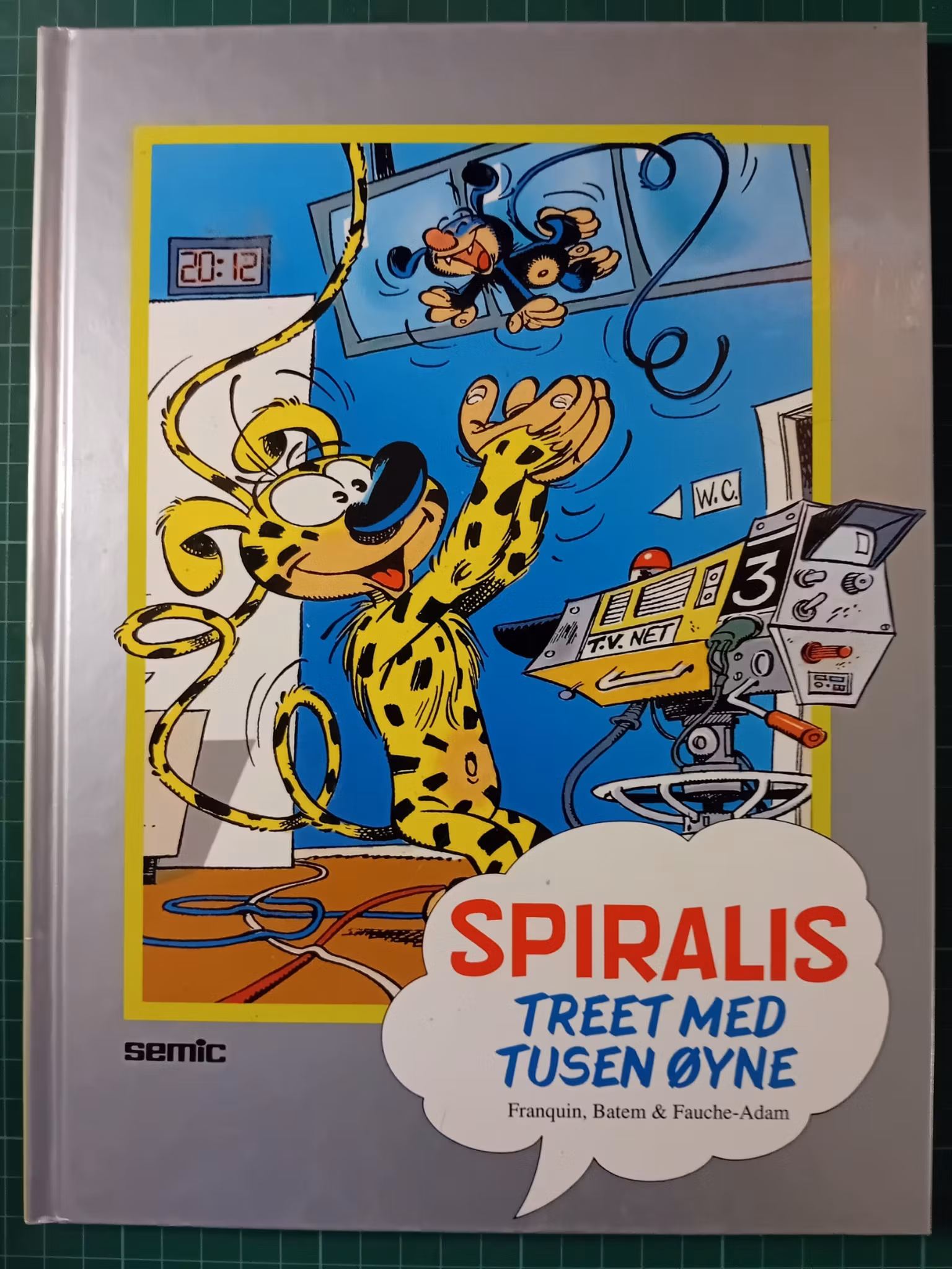 Spiralis treet med tusen øyne