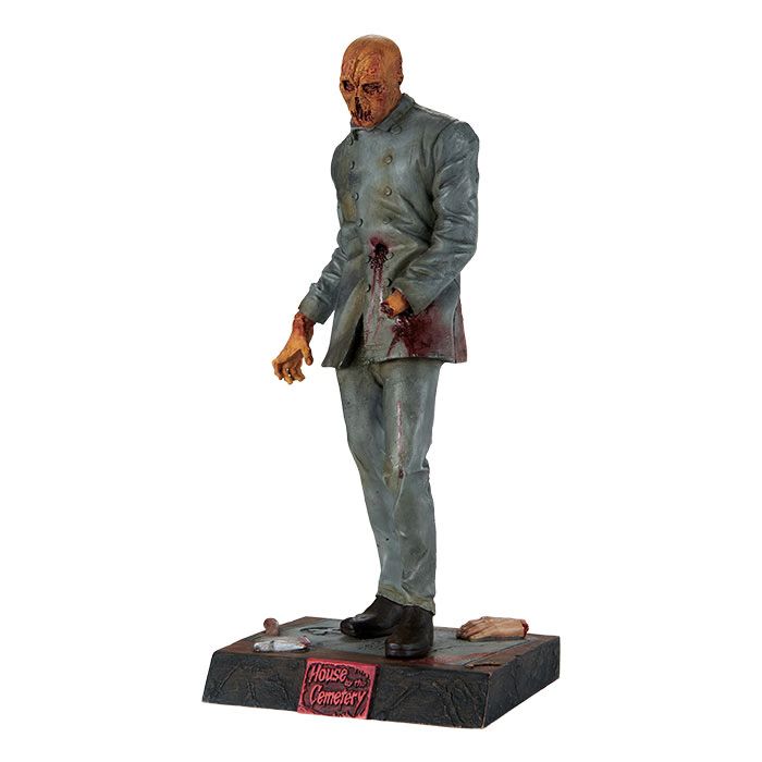House By the Cemetery Statue Dr. Freudstein 30 cm (Totalpris 1.495,-)