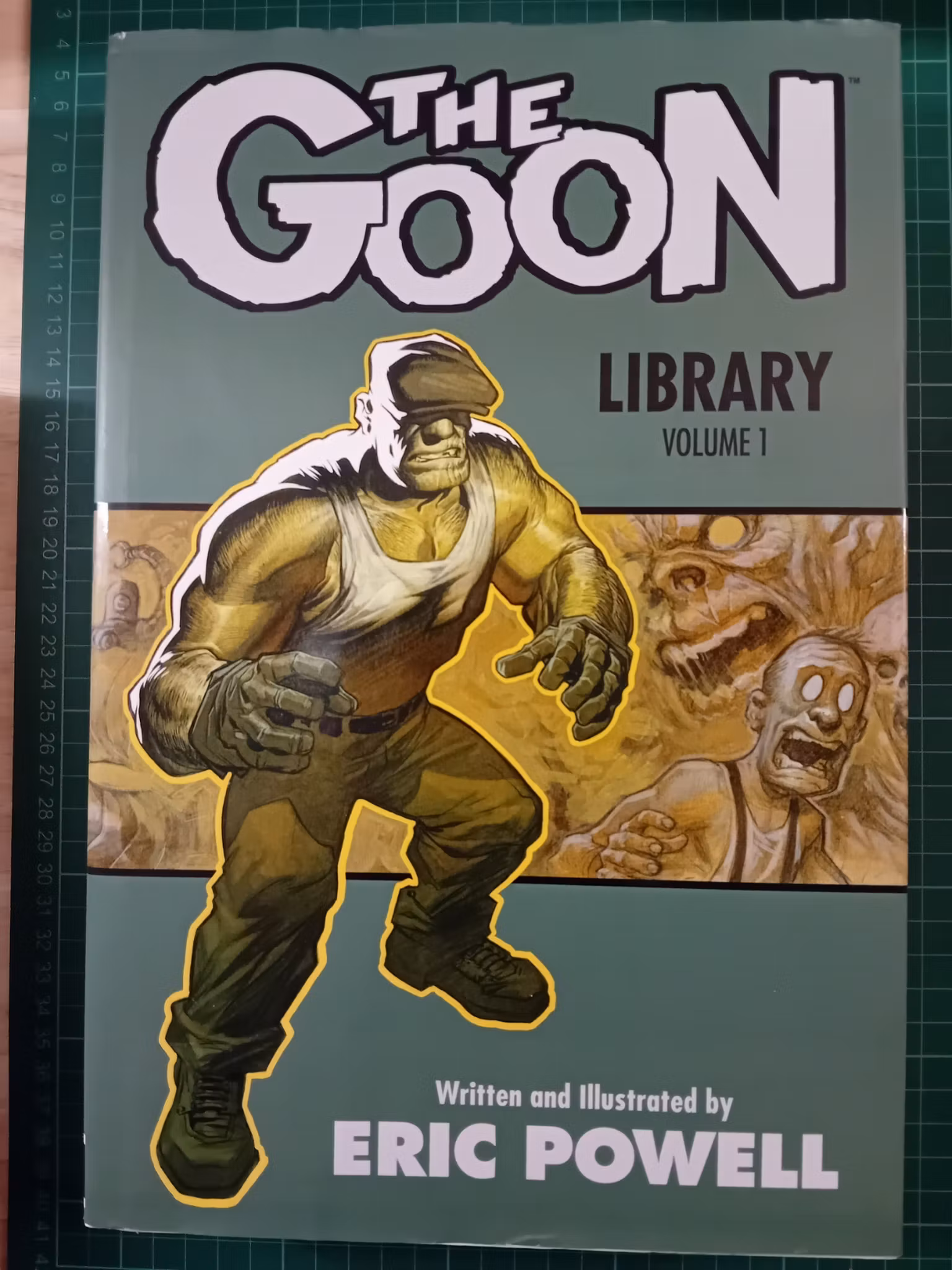 The Goon libary volum 1
