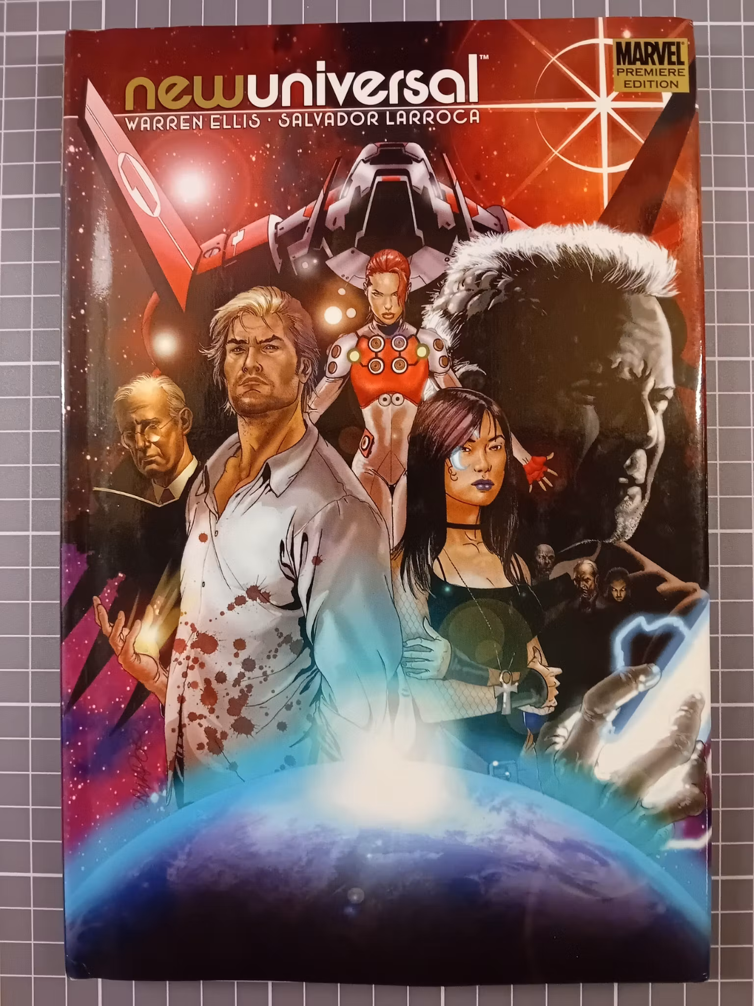 New Universal: Everything Went White (Hardcover)