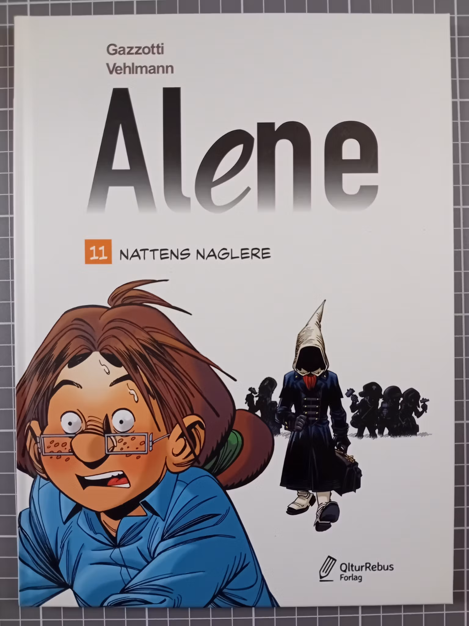 Alene 11 Nattens naglere