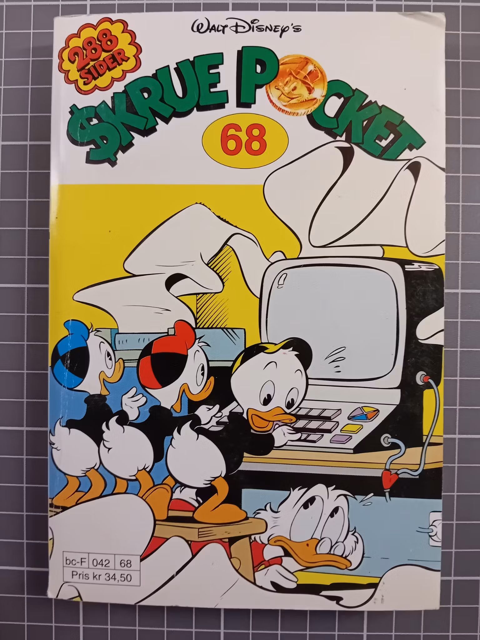 Skrue Pocket 068