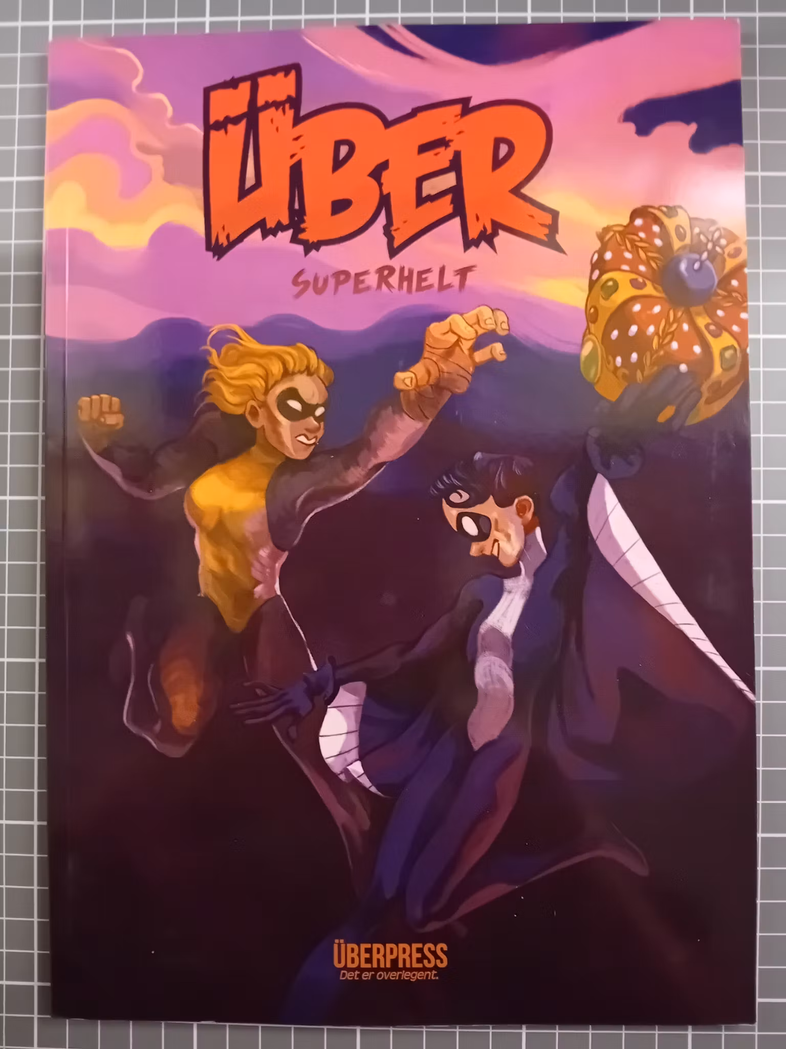 Über album Superhelt