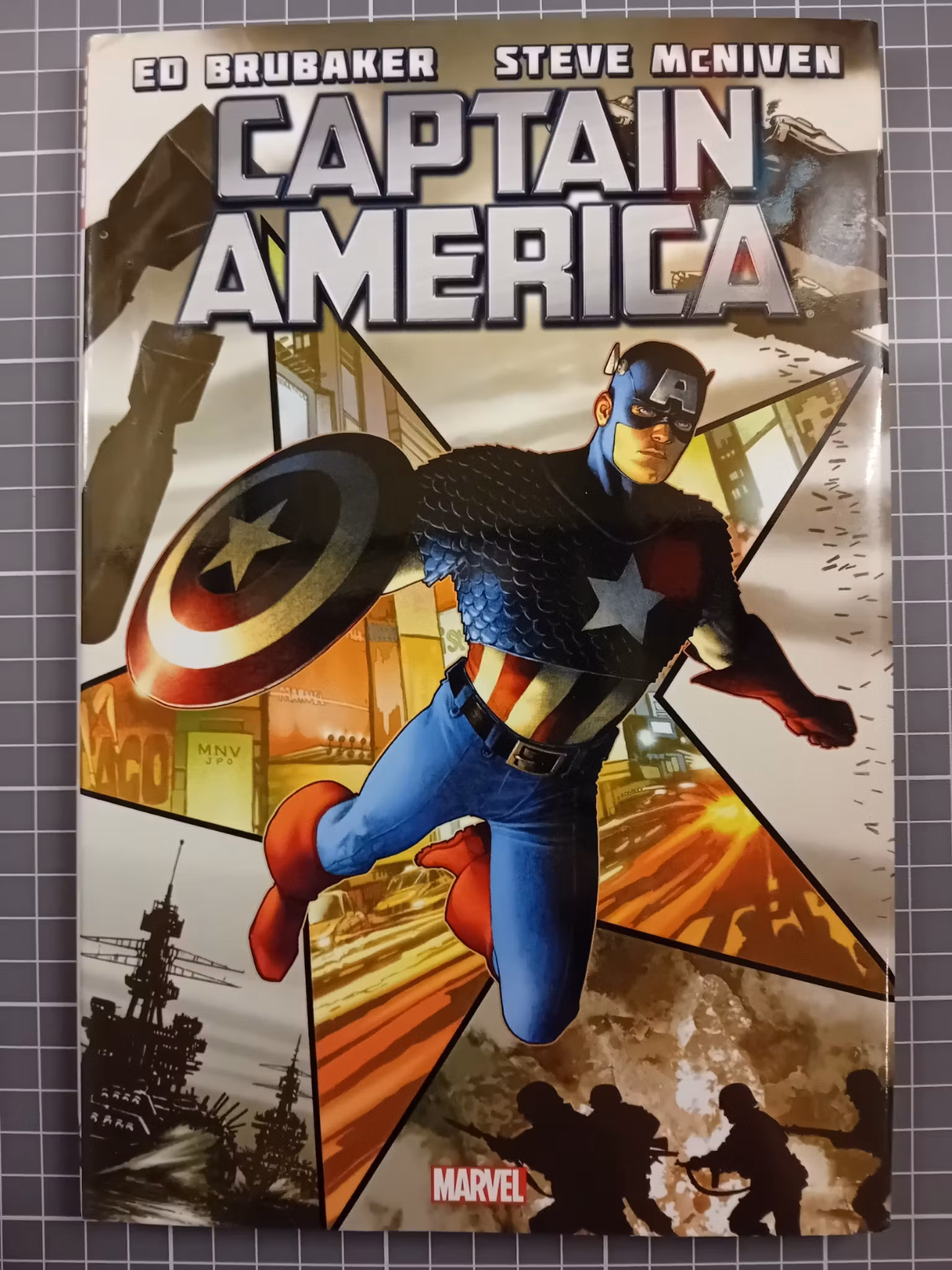 Captain America volume 1 (Hardcover)