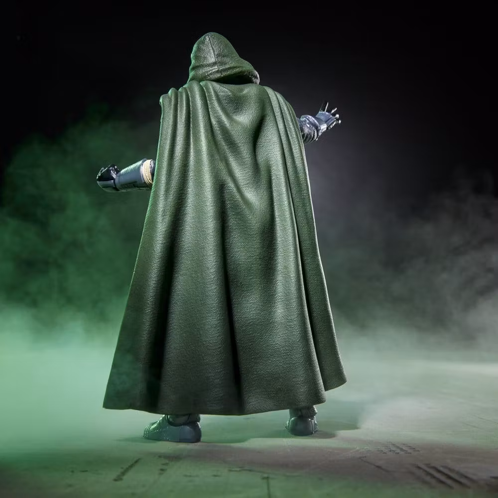 Avengers: Doomsday Marvel Legends Action Figure Doctor Doom 15 cm (Totalpris 398,-)