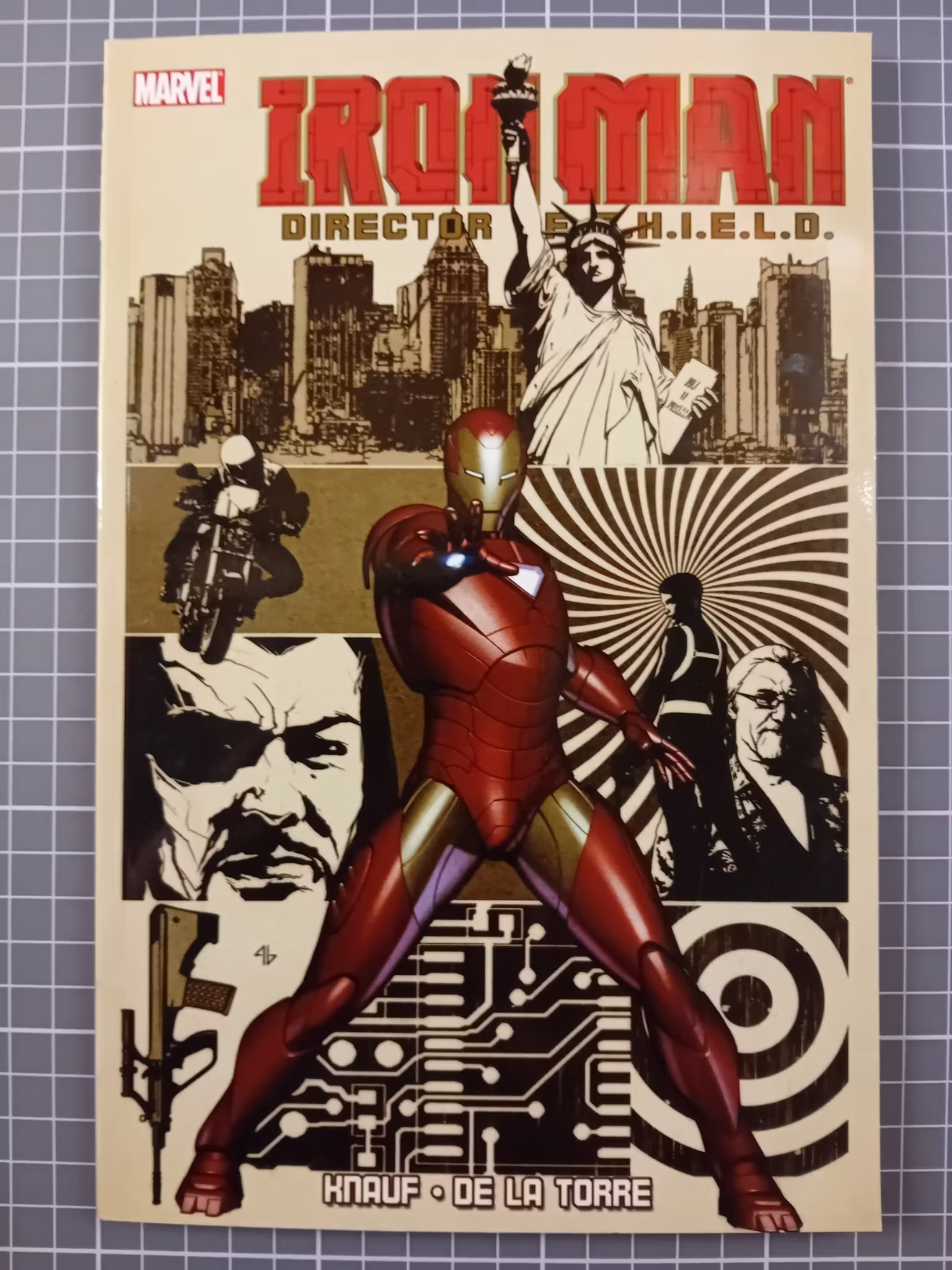 Iron Man : Director of S.h.i.e.l.d