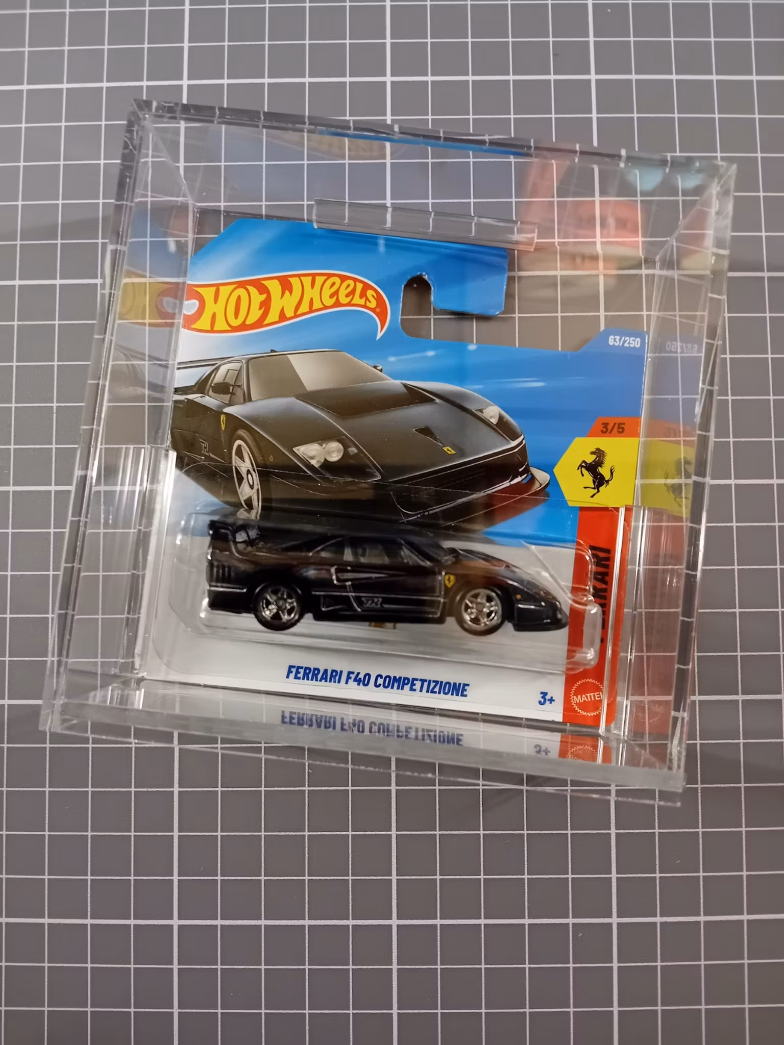 Ferrari F40 competizione #062 Super Treasure Hunt (les tekst)
