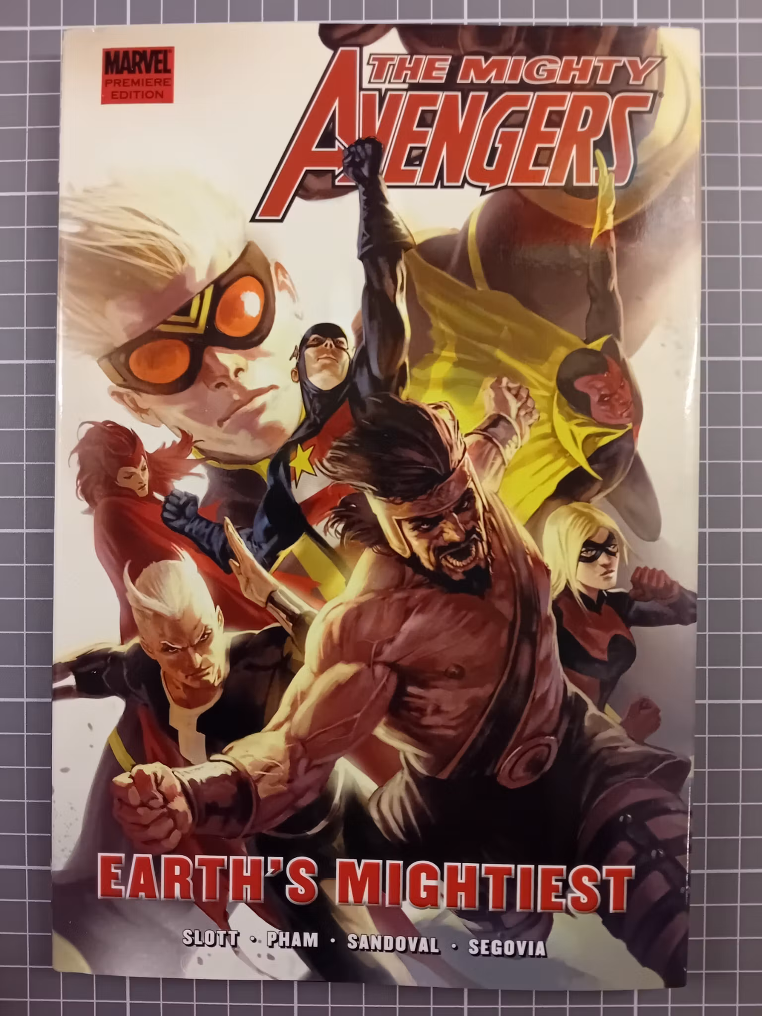 The Mighty Avengers Earth's mightiest (Hardcover)