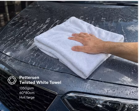 Pettersen Twisted White Towel 1350gsm