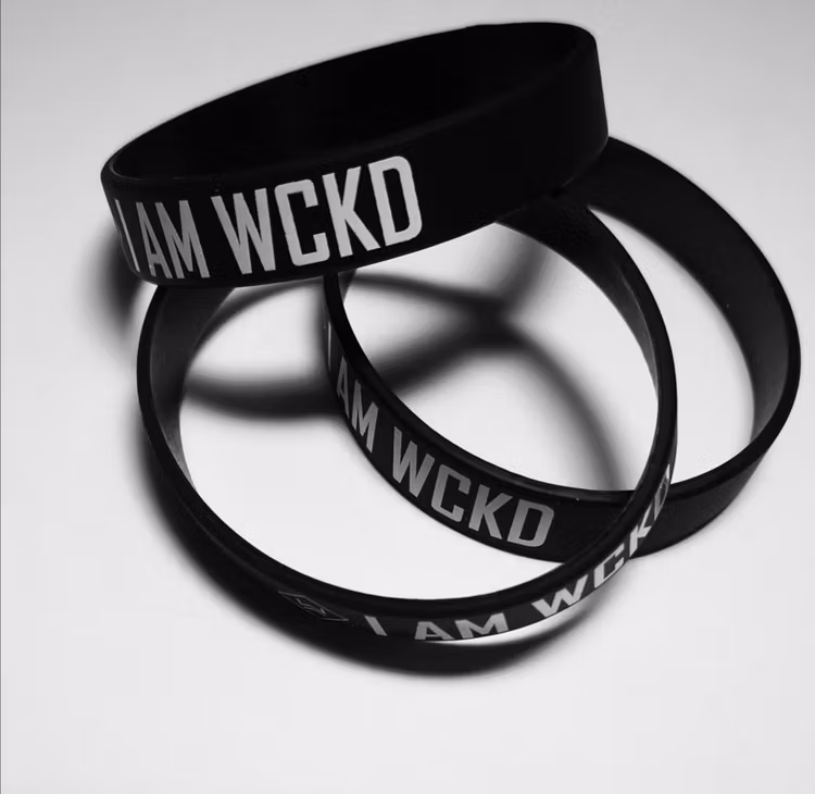 WCKD GUMMI ARMBAND