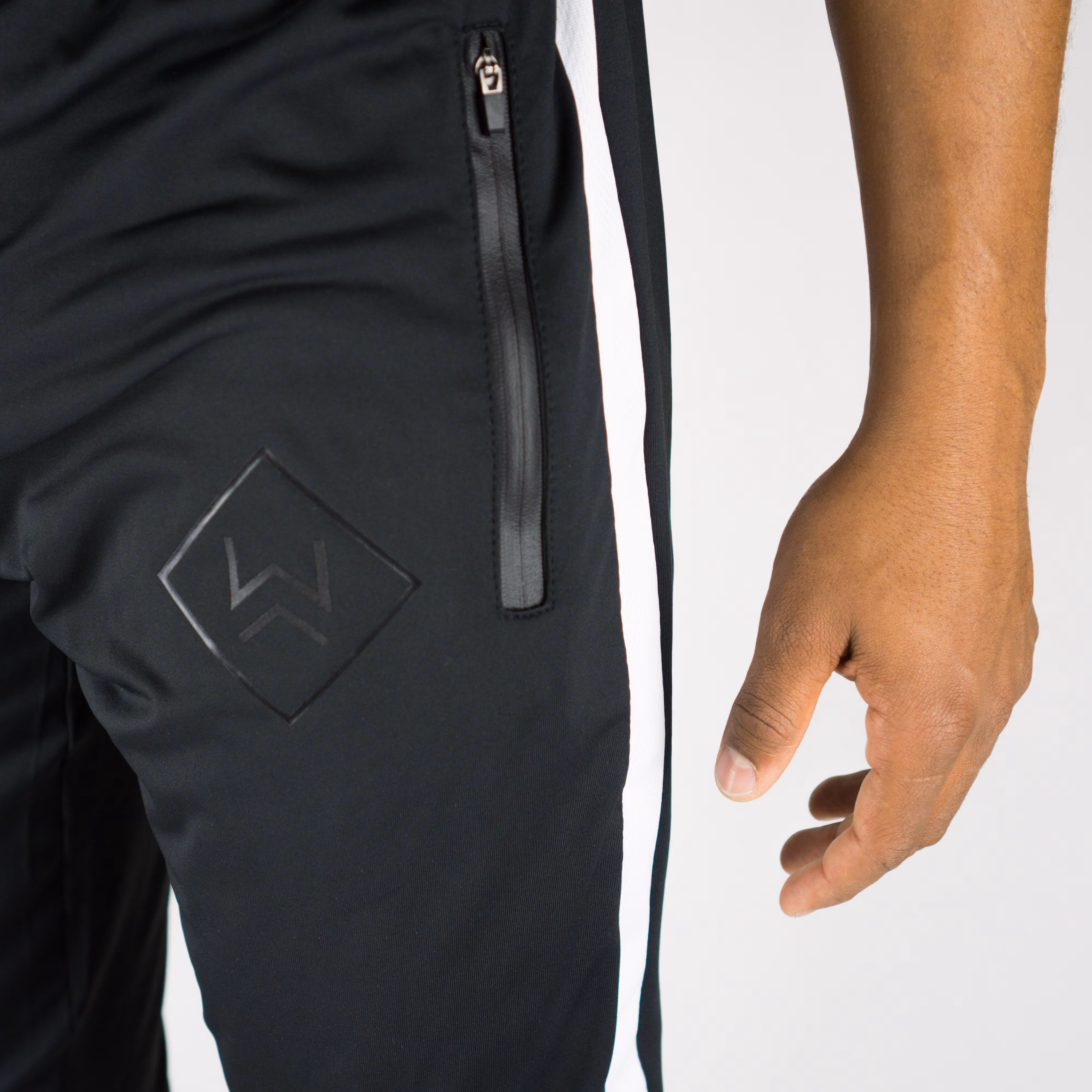 STRETCH PANTS - BLACK