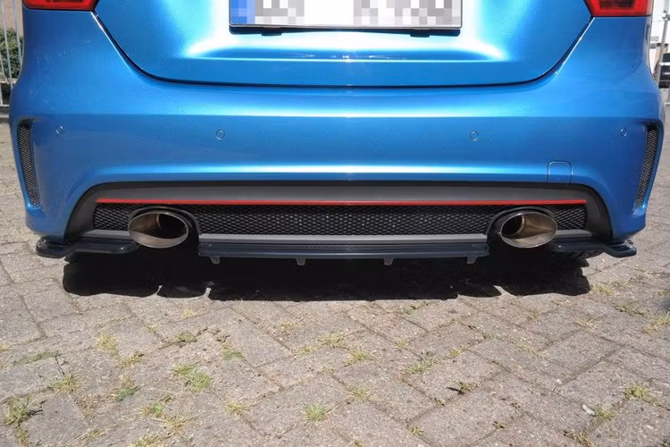 CENTRAL BAKRE SPLITTER (MED VERTIKALA BAR) MERCEDES-BENZ W176 AMG-LINE FÖRORD