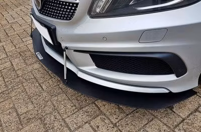 FRÄMRE RACING SPLITTER MERCEDES A W176 AMG-LINE