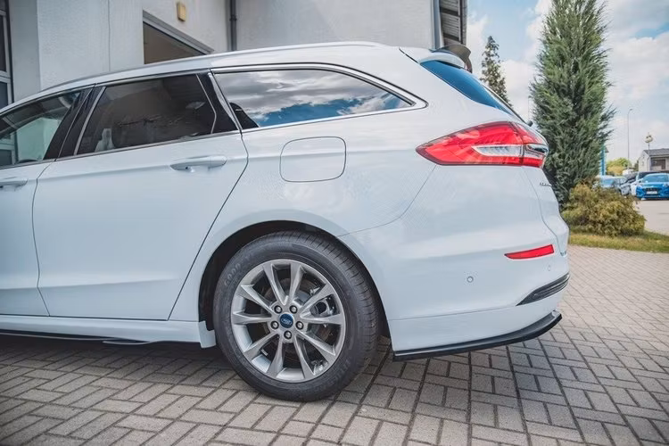 MONDEO - BAKRE NEDRE SPLITTER MK5 FACELIFT