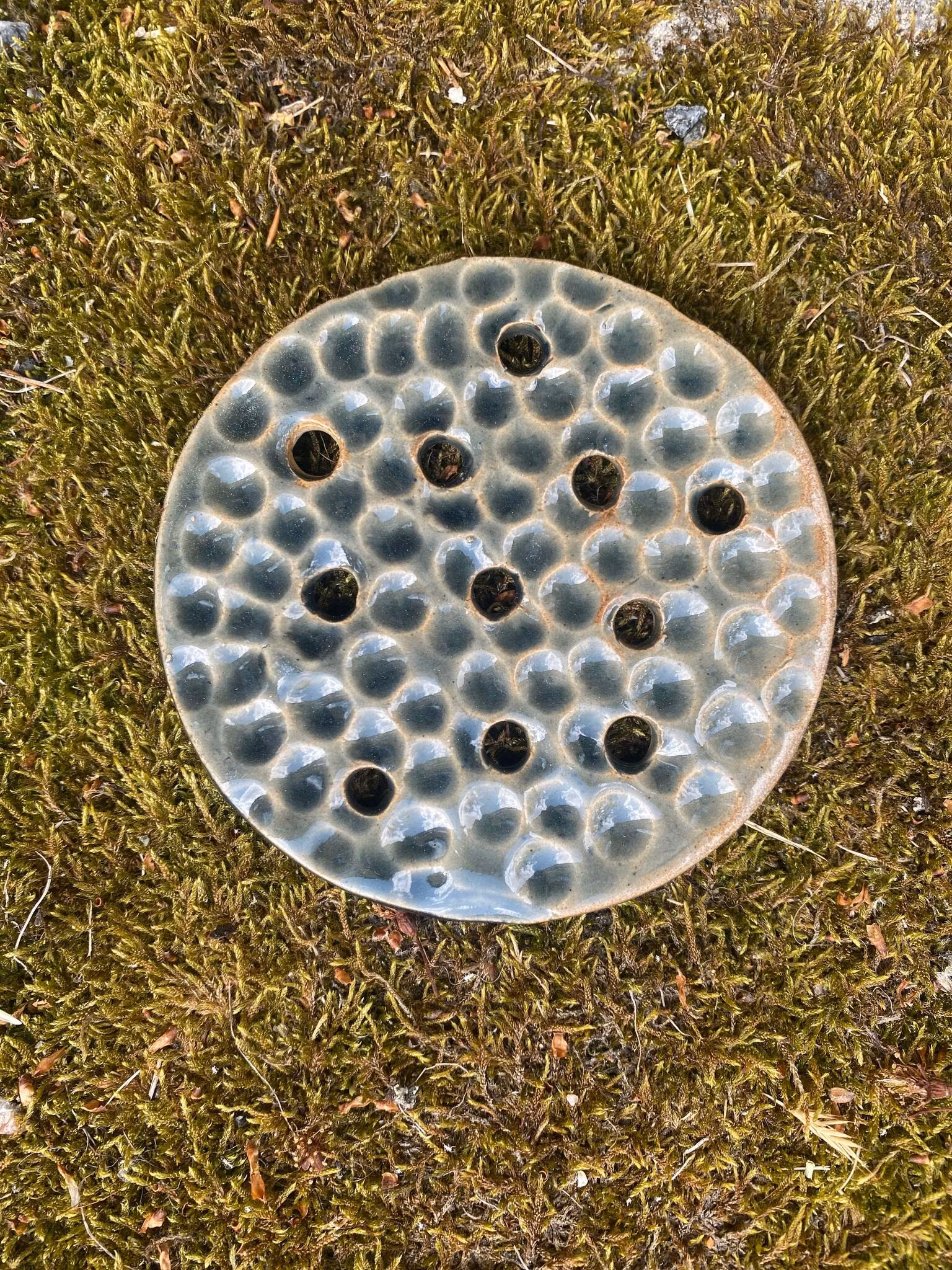 Blomhållare ljusgrå