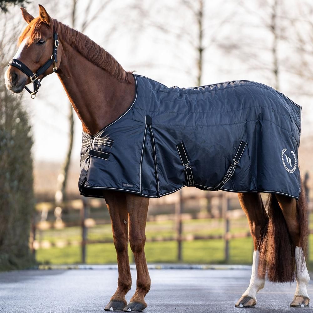 Back On Track Stalltäcke Millie - Två Tjocklekar