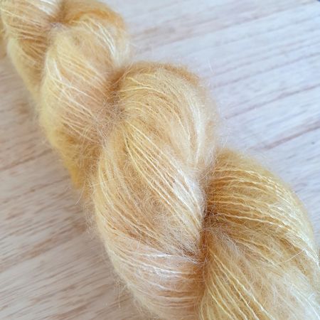 Alvedronningens kjole -silkemohair
