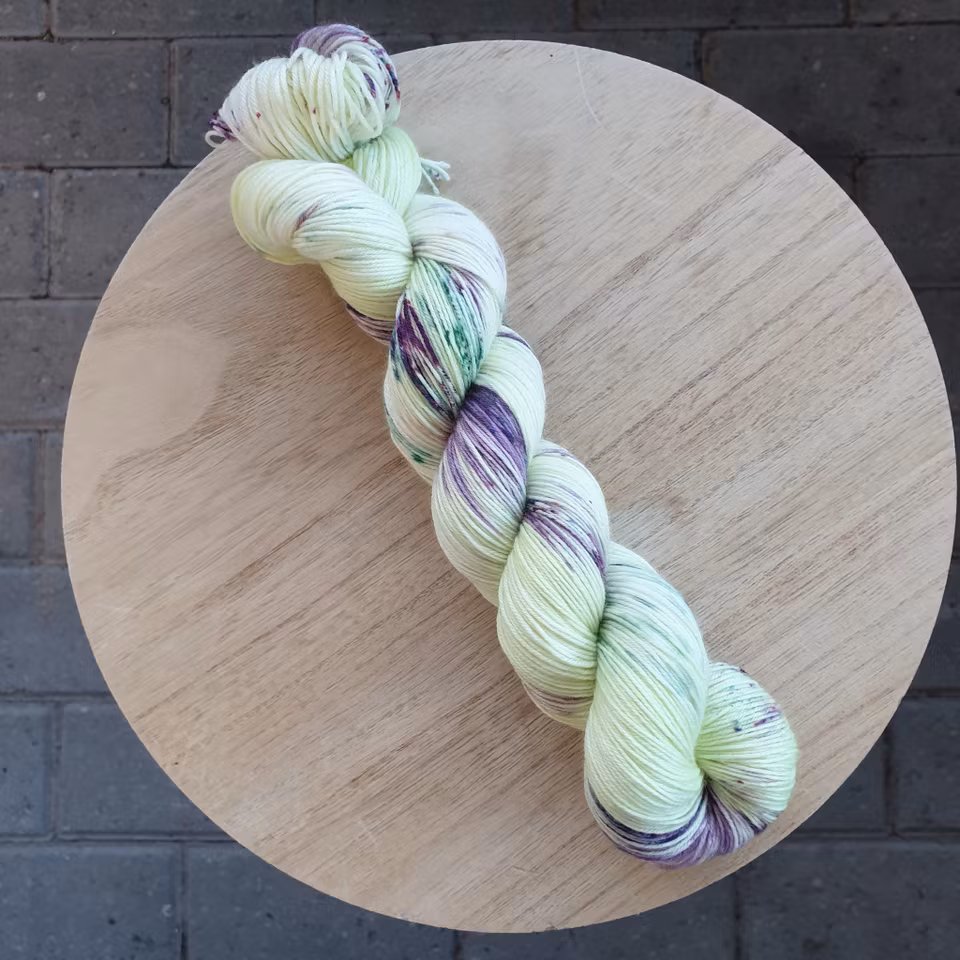 En ny vår -tynt sokkegarn