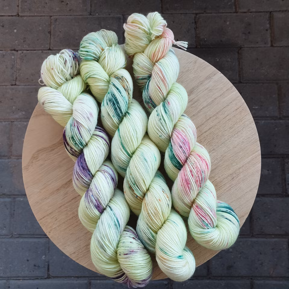 En ny vår -tynt sokkegarn