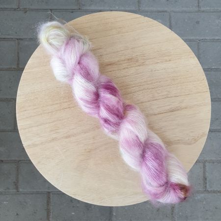 Dahlia -silkemohair