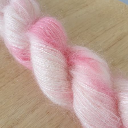 Sukkerspinn -silkemohair