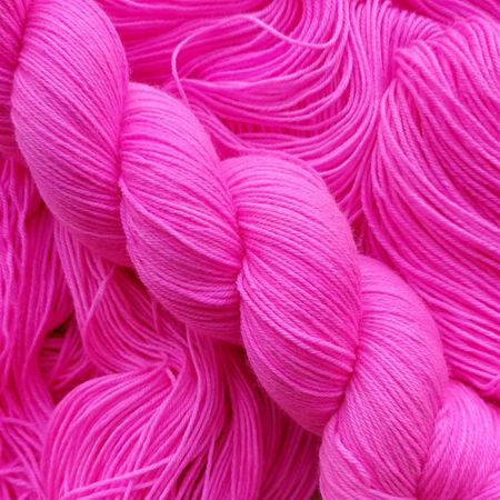 Sinnssykt rosa -tynt sokkegarn