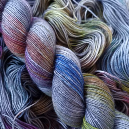 Stormbue -tynt sokkegarn