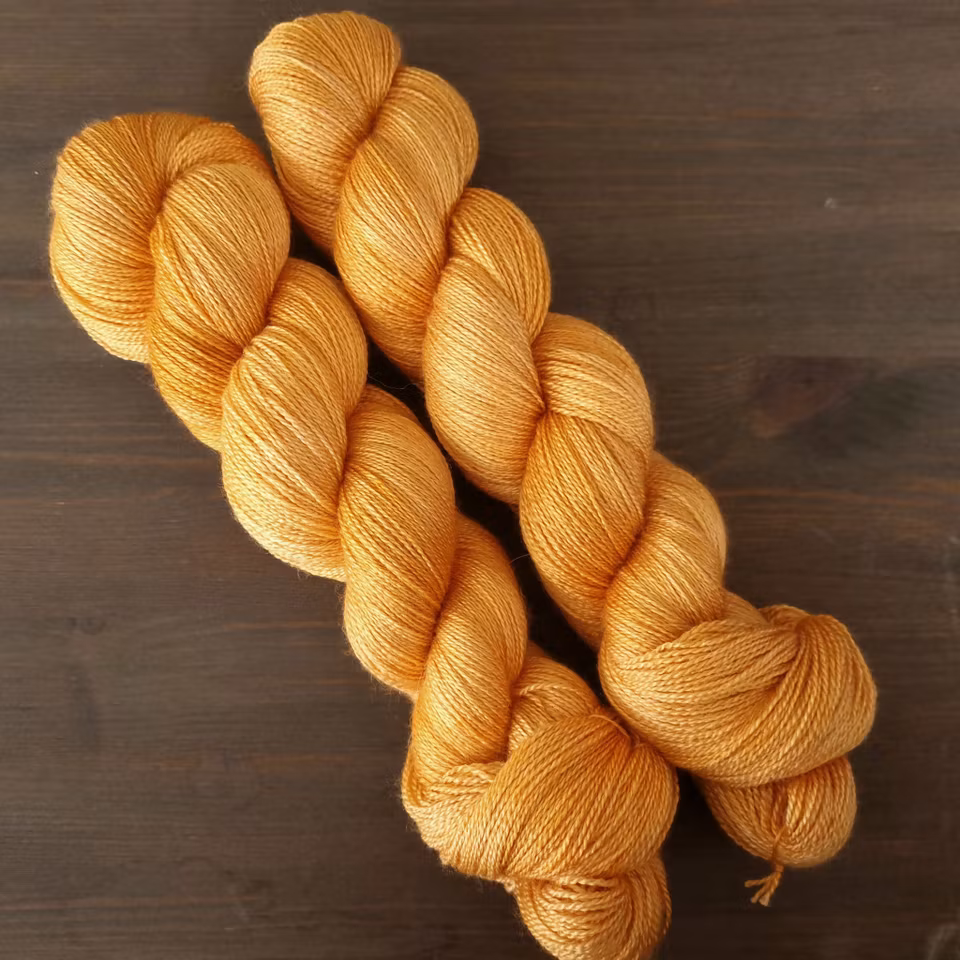 Oransje rust -luksus lace