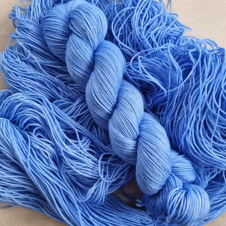 Mørk Holm -tynt sokkegarn