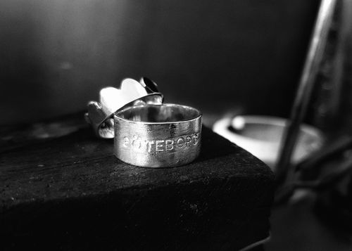 GÖTEBORG-  Silverring med text "GÖTEBORG"