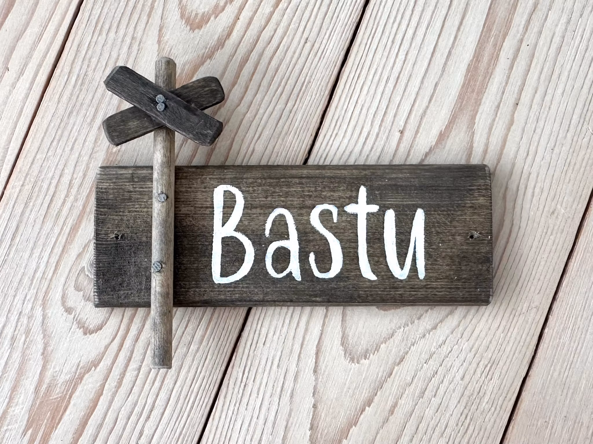 Träskylt Bastu - Ledkryss