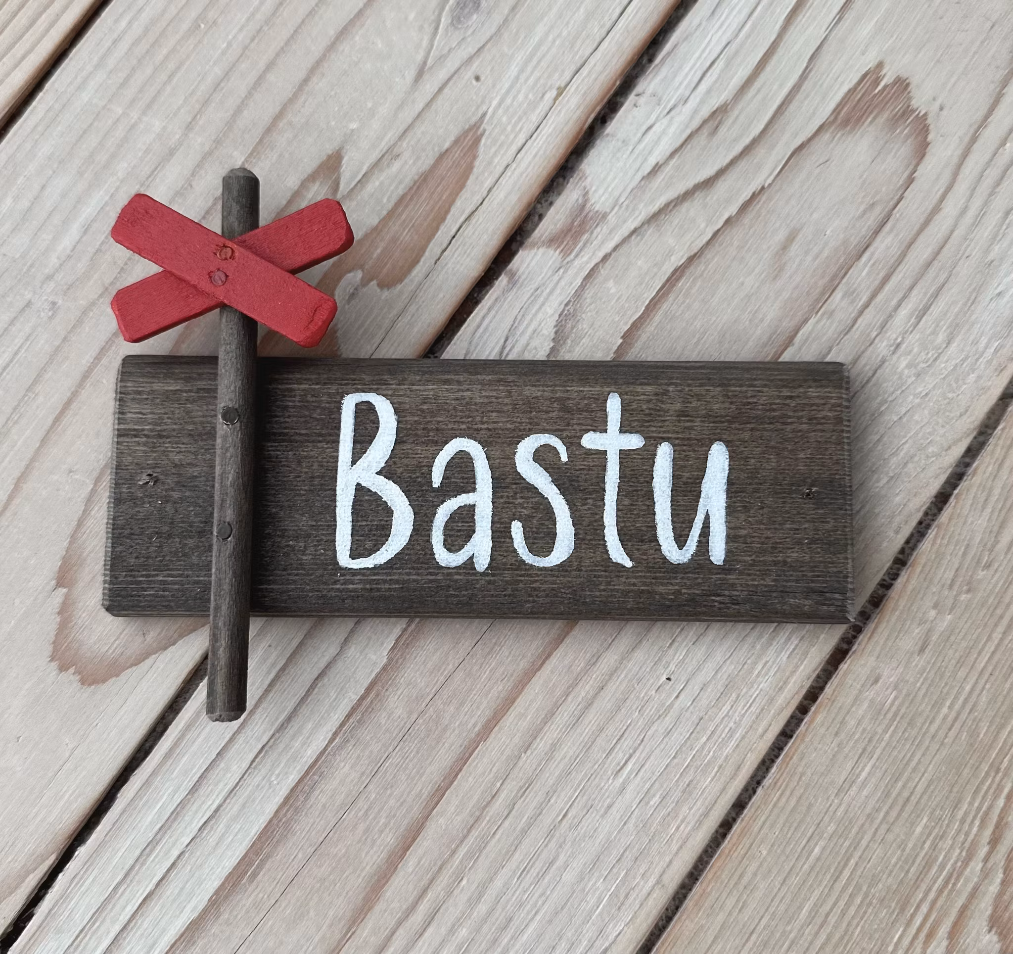 Träskylt Bastu - Ledkryss