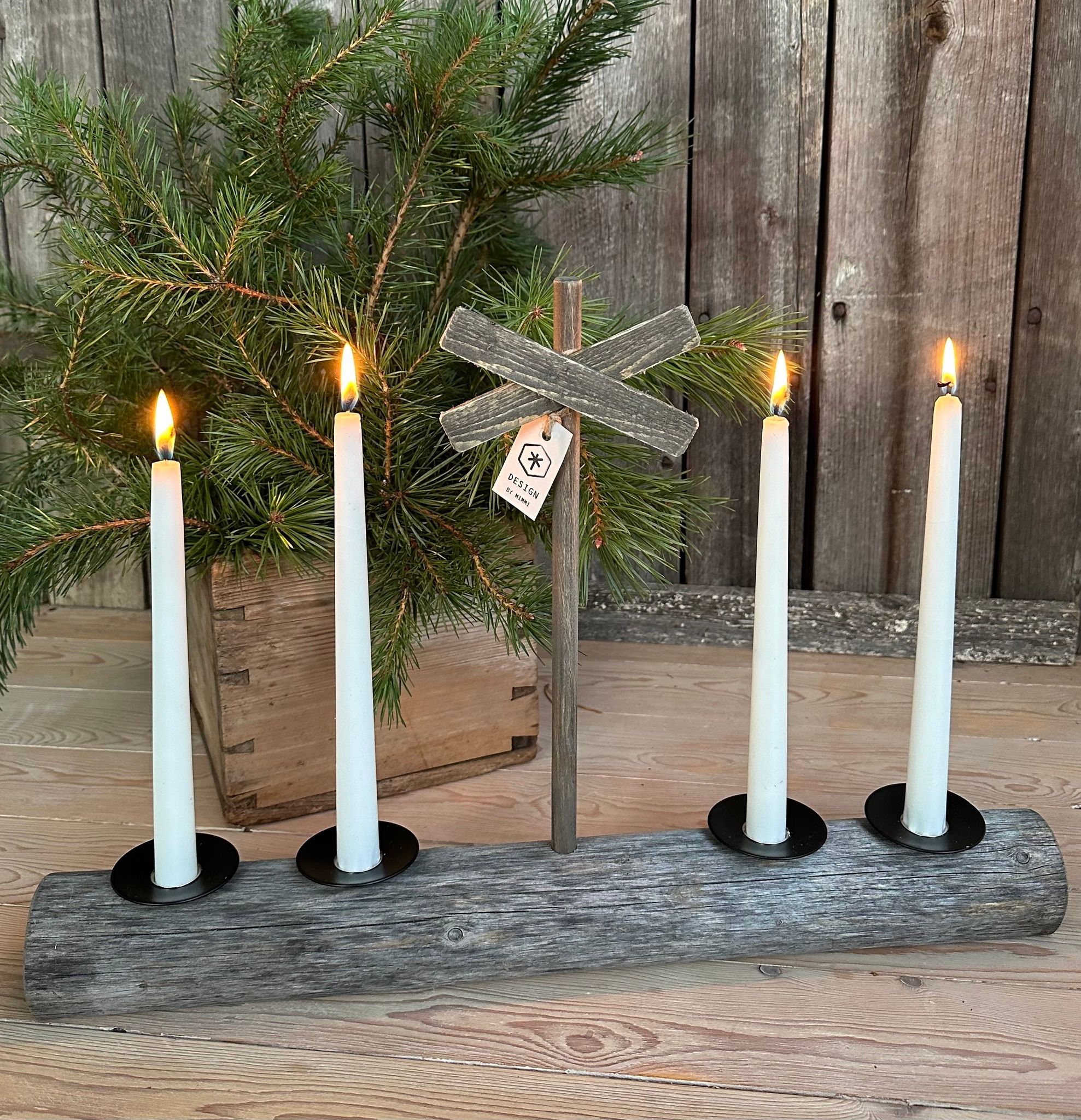 Adventsljusstake Ledkryss Tre färger