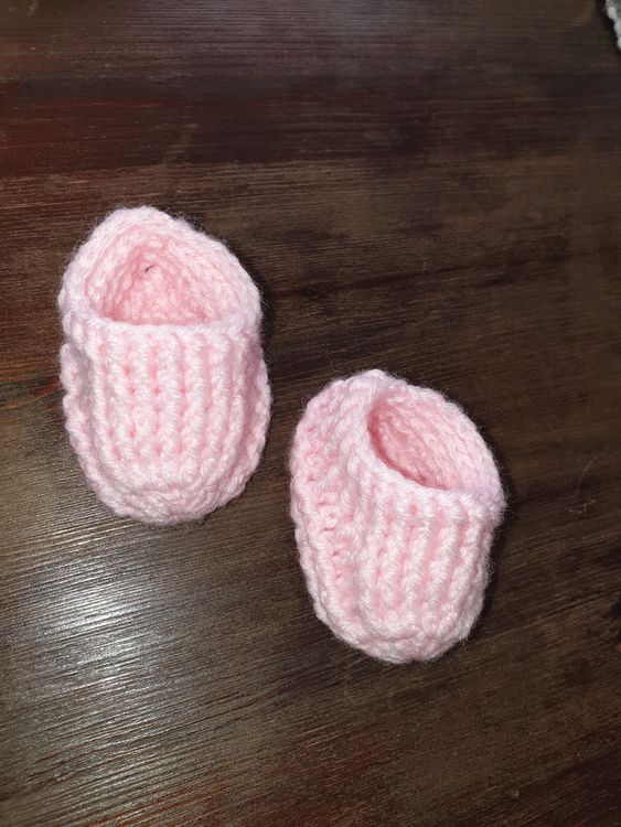 Dock - sockor/tofflor virkade stl 6-7cm fot