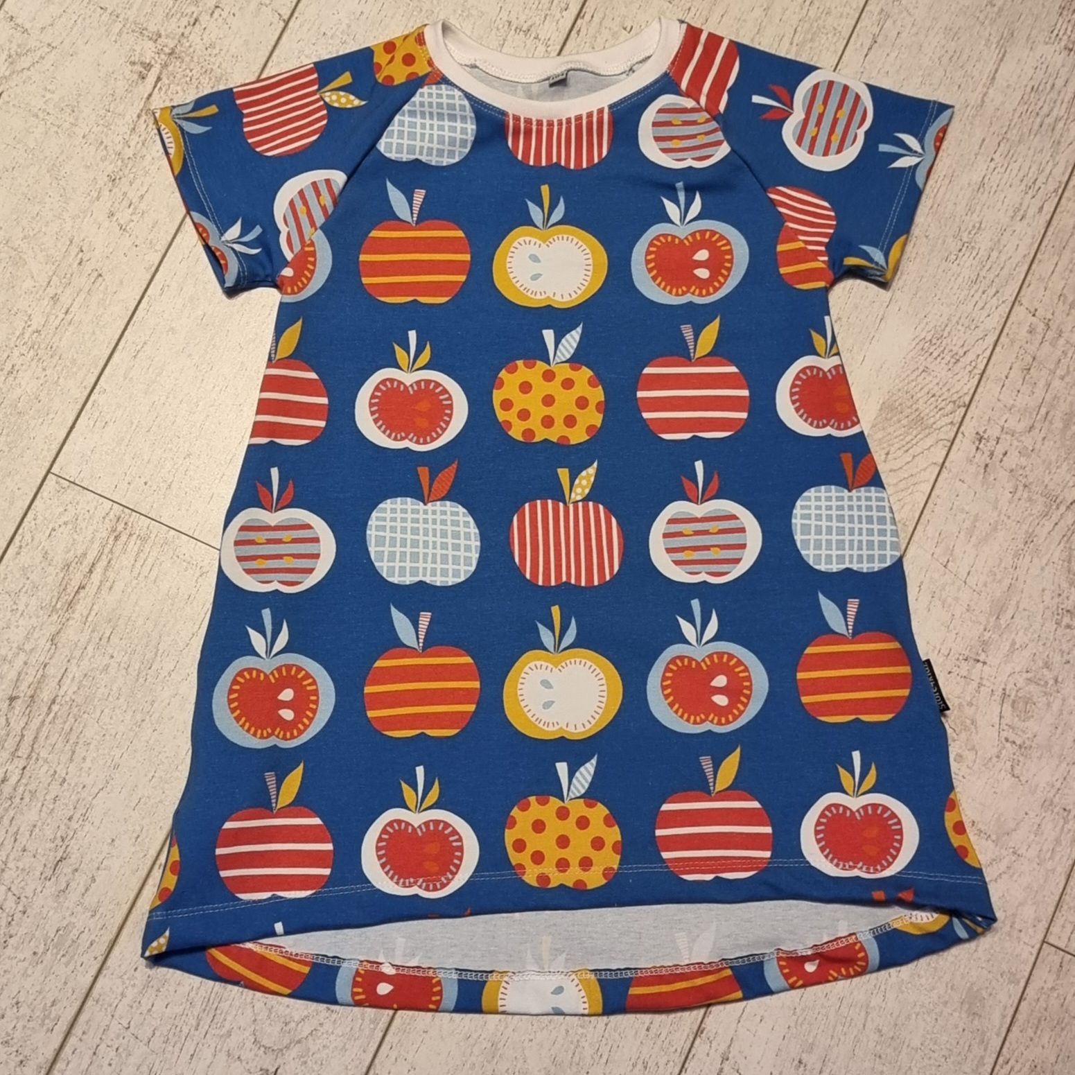 Trikå - Blått med äpplen