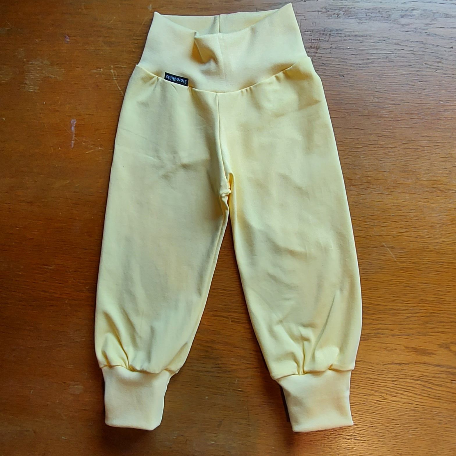 Store4kidz pants storlek 92