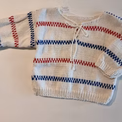 Hemstickad pippitröja