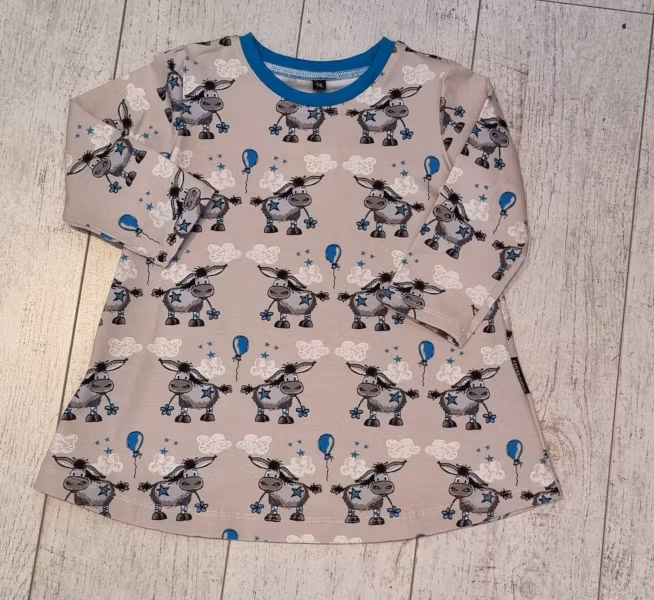 Store4kidz klänning storlek 74