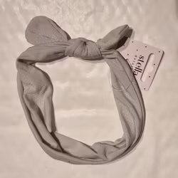 Ljusgrått hårband